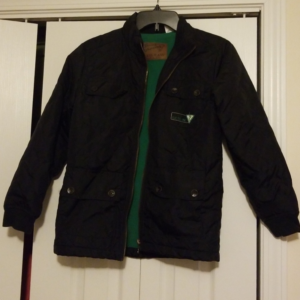 Light weight jacket